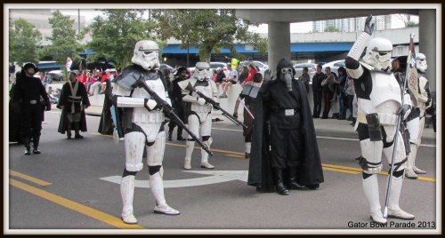 18-Gator Bowl Parade 2013 055