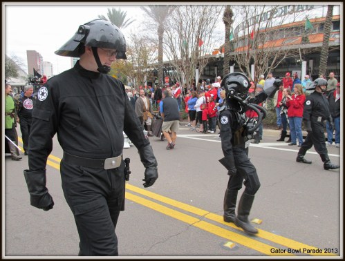 22-Gator Bowl Parade 2013 059