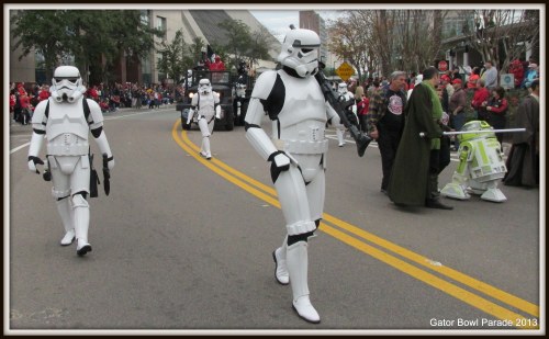 23-Gator Bowl Parade 2013 060